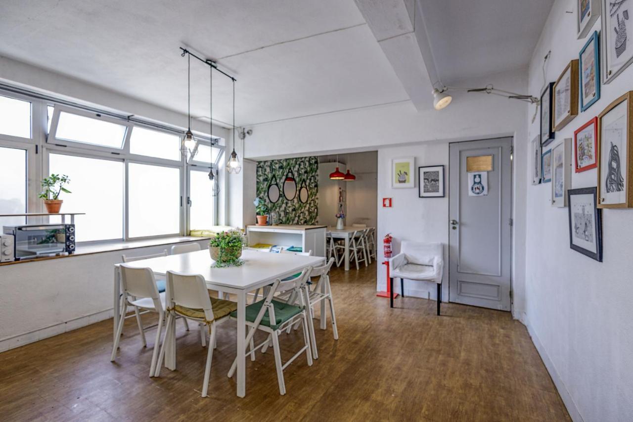Travel & Live Porto Hostel Exterior photo