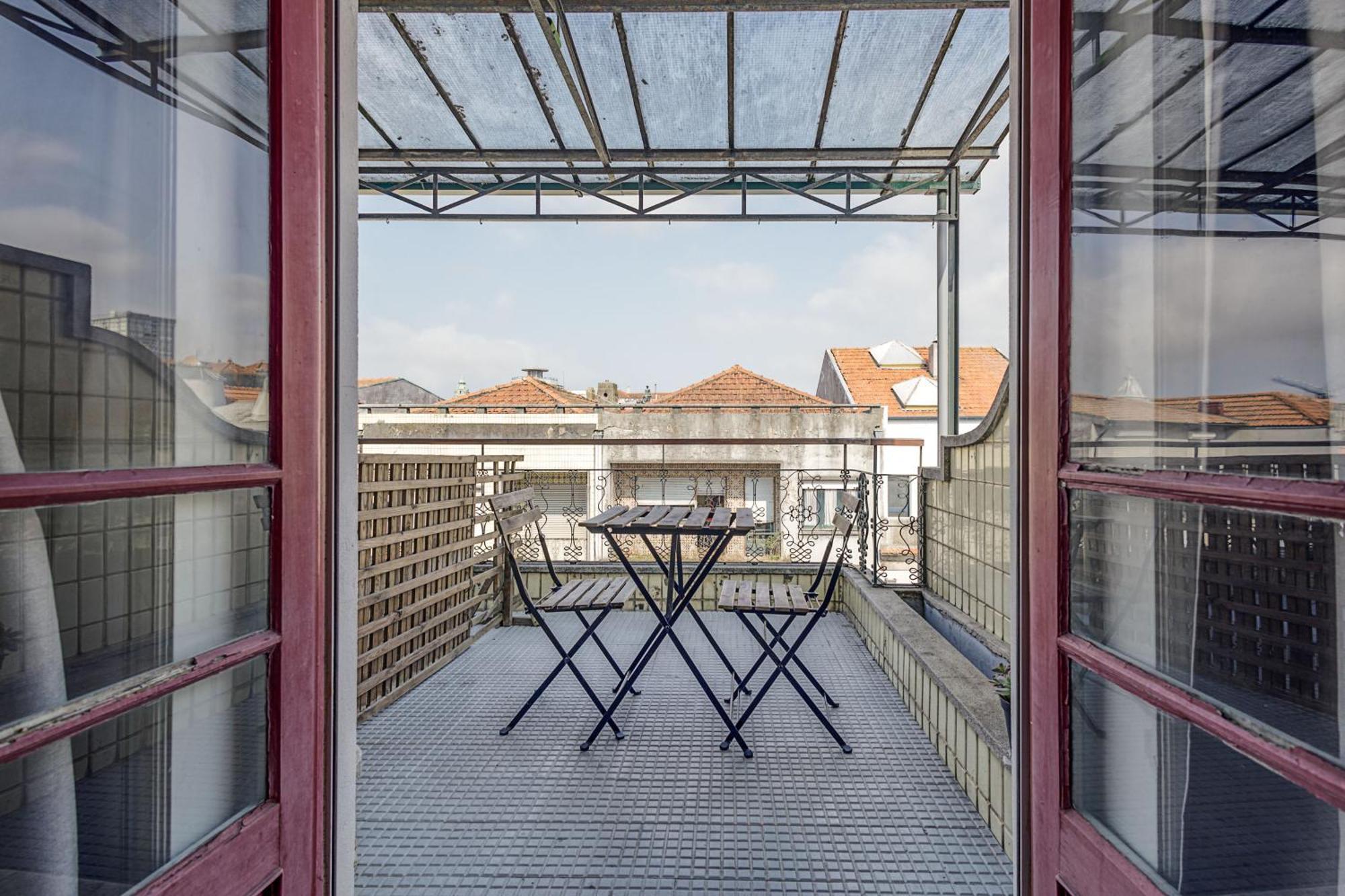 Travel & Live Porto Hostel Room photo